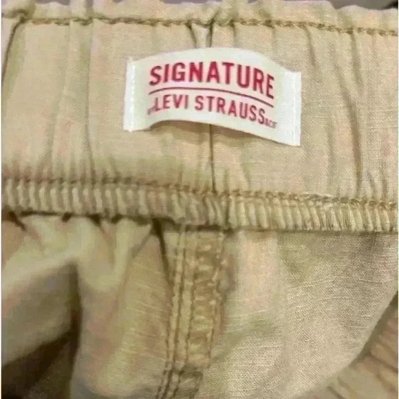 Signature by Levi Strauss Women’s pull on casual elastic waist tan shorts XXL - Picture 4 of 7